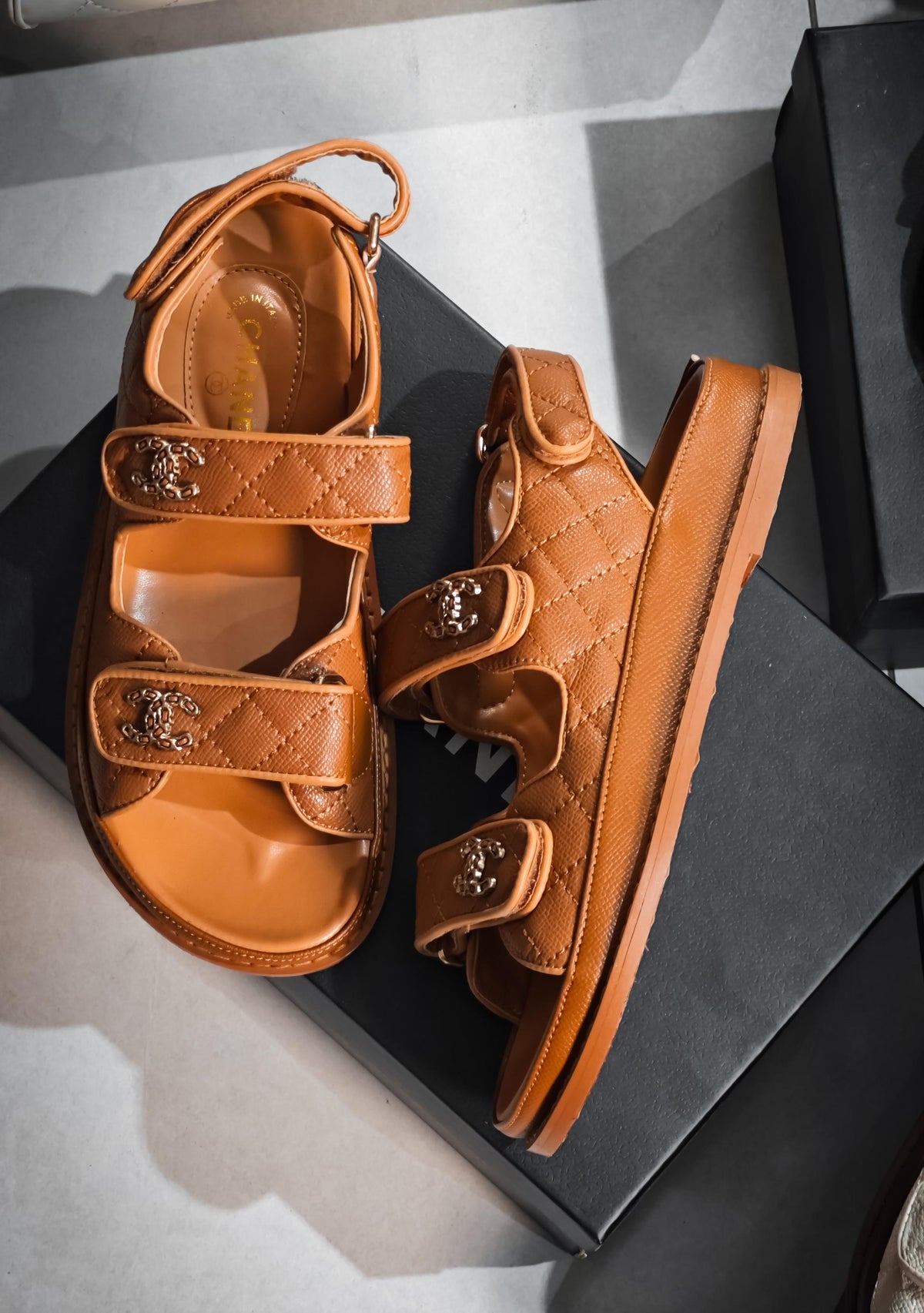 Quilted leather sandals